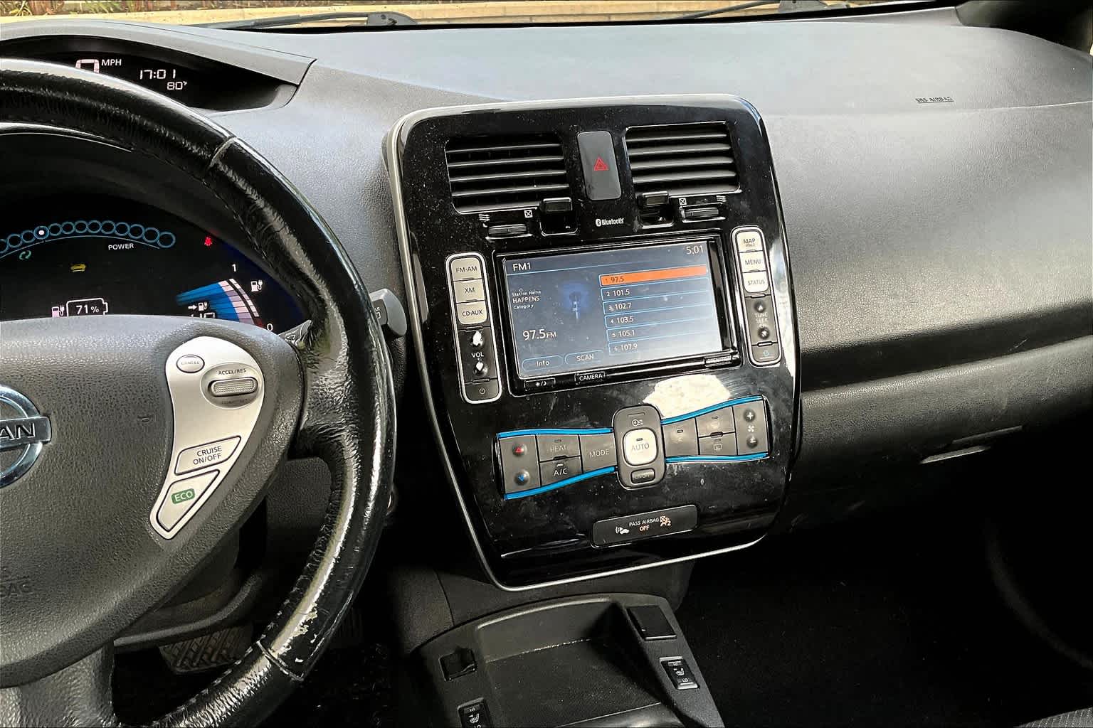 2013 Nissan Leaf SL 15