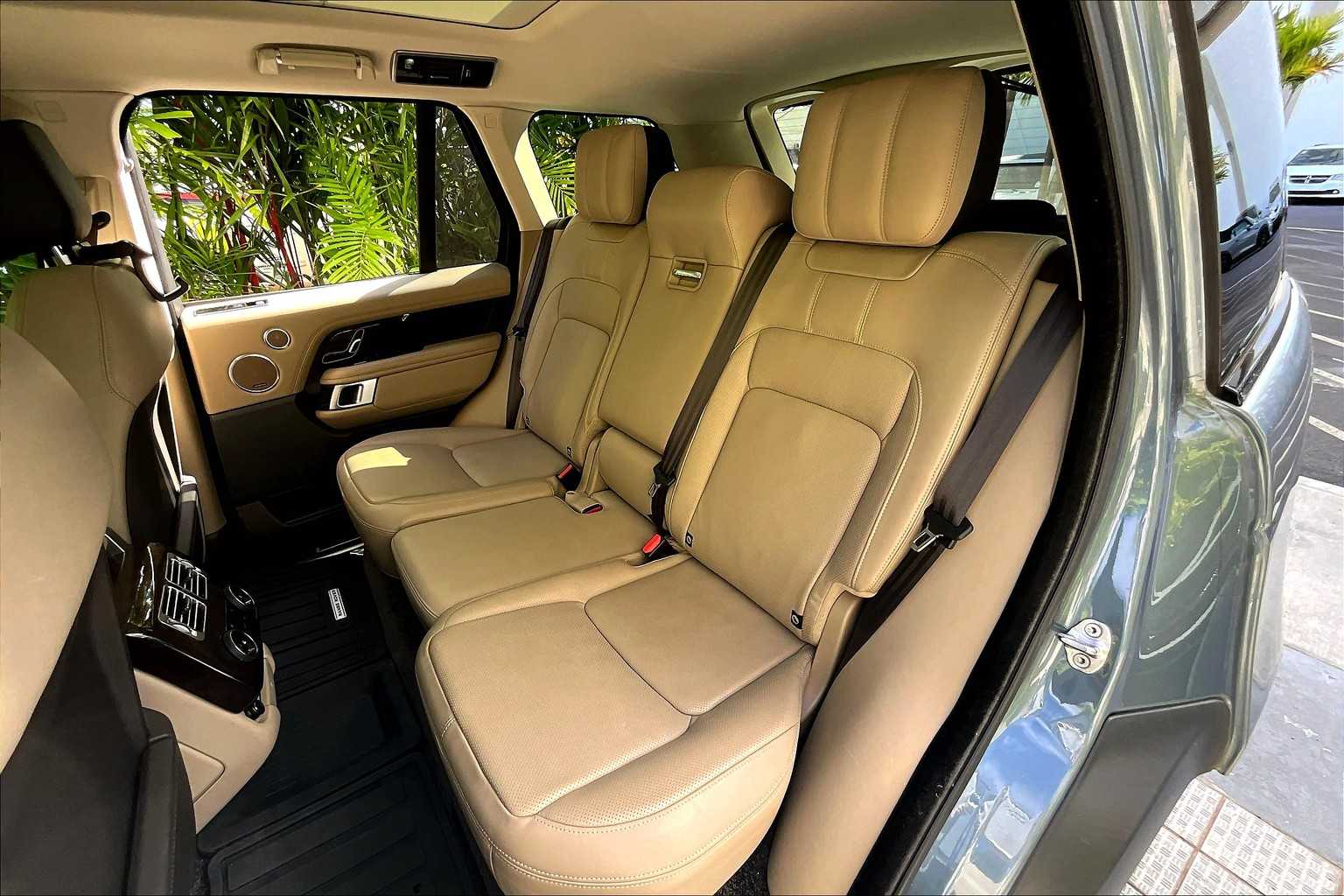 Thumbnail: 2021 Land Rover Range Rover - 30