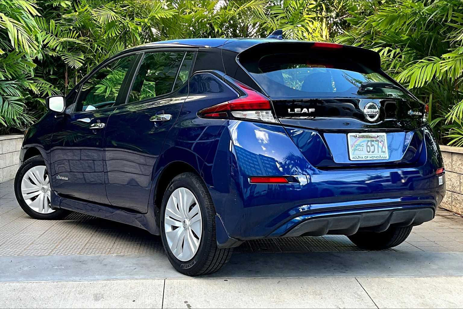 Thumbnail: 2018 Nissan Leaf - 5