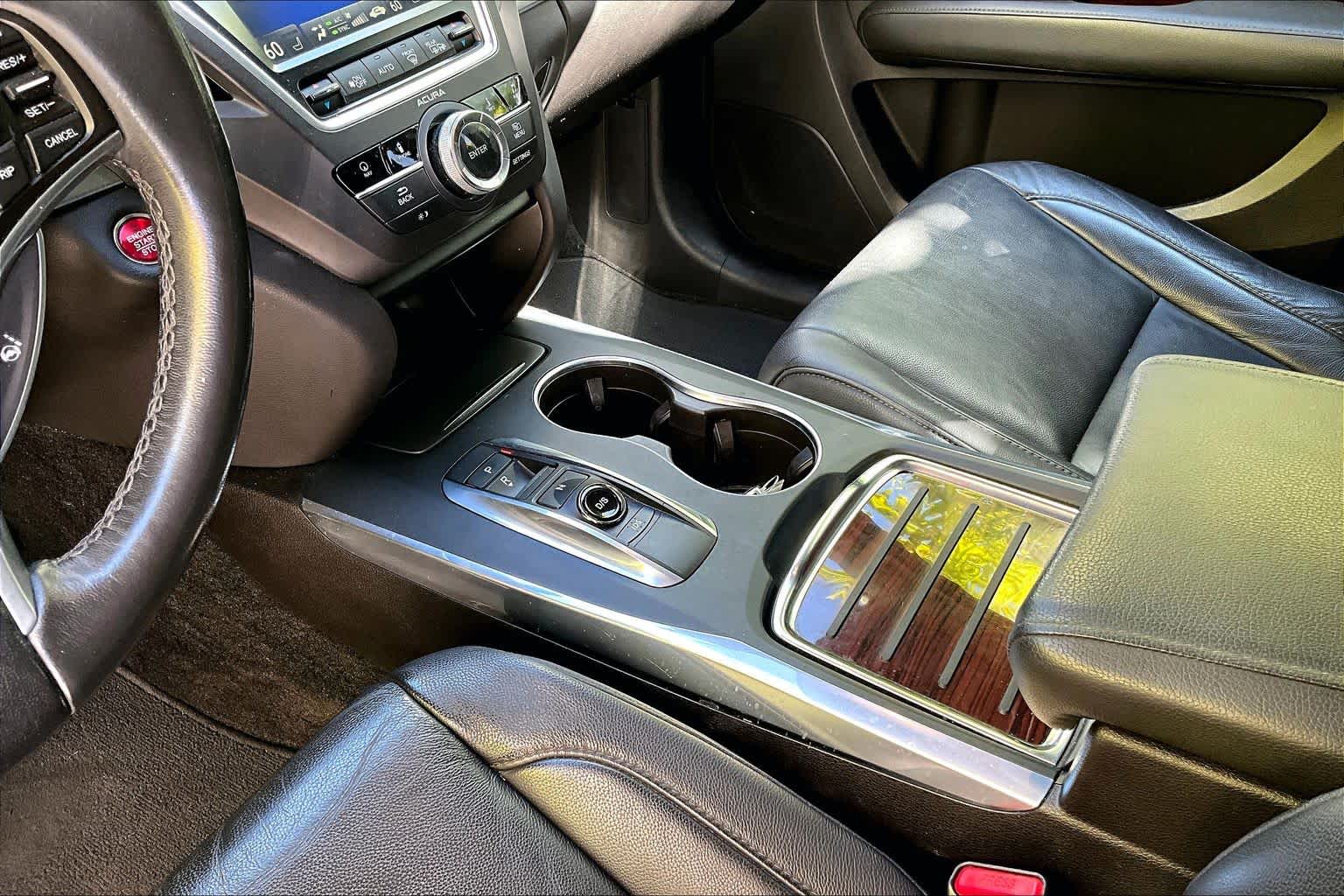 Thumbnail: 2016 Acura MDX - 17