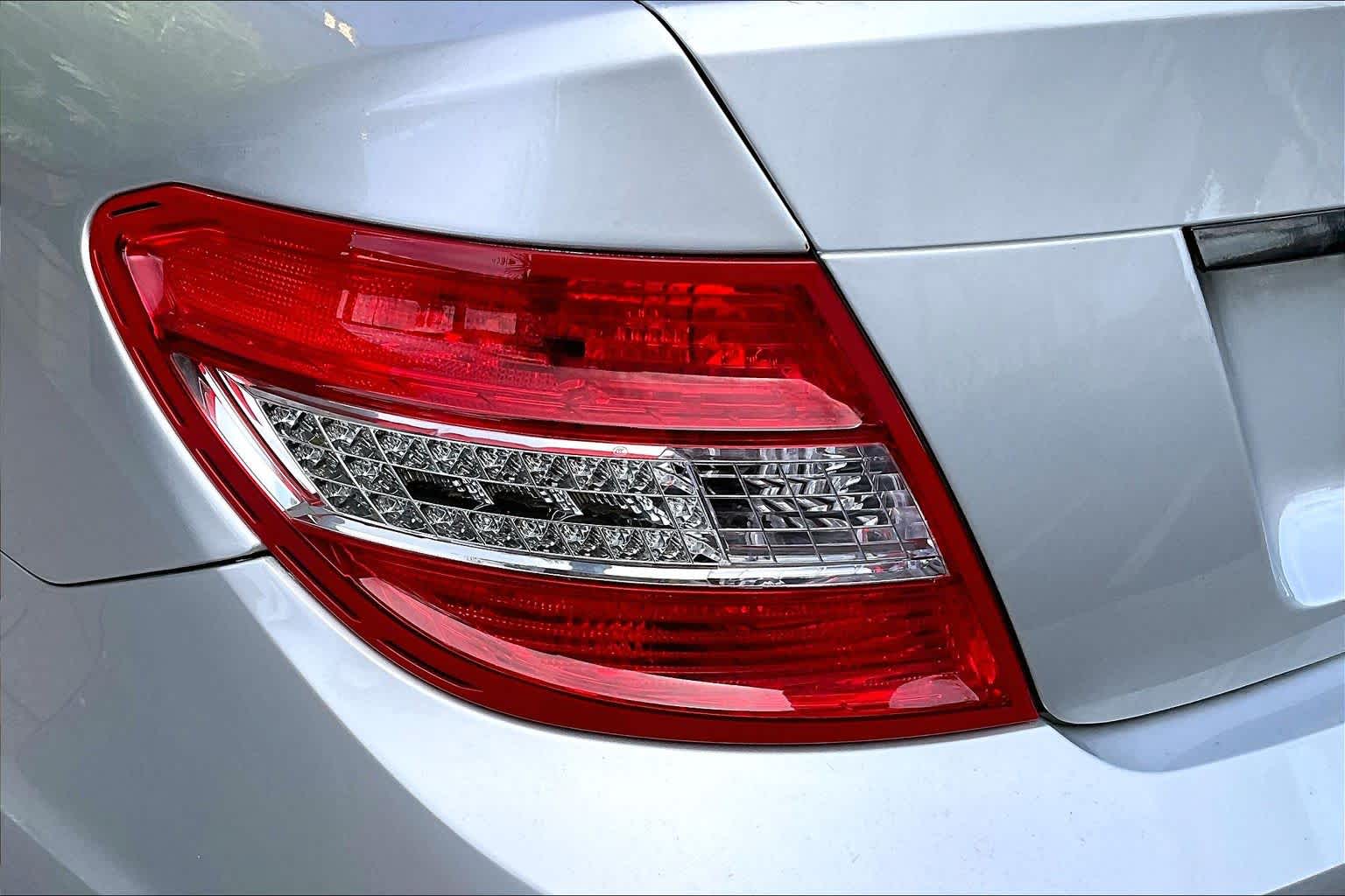 Thumbnail: 2009 Mercedes-Benz C-Class - 33