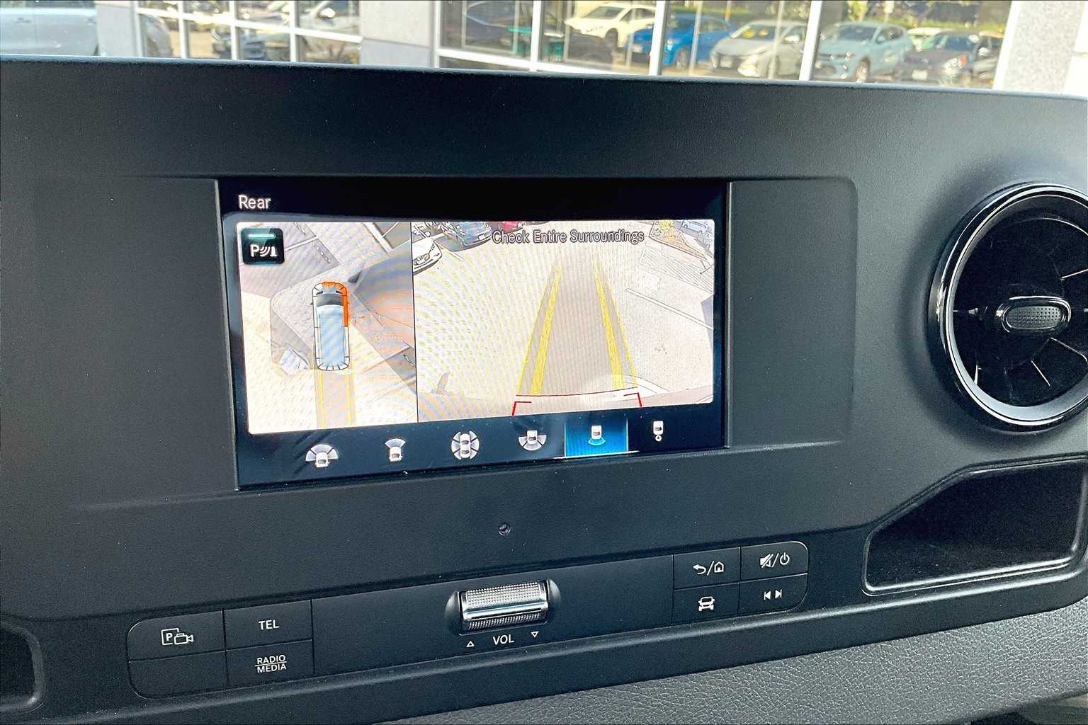 Thumbnail: 2022 Mercedes-Benz Sprinter - 27