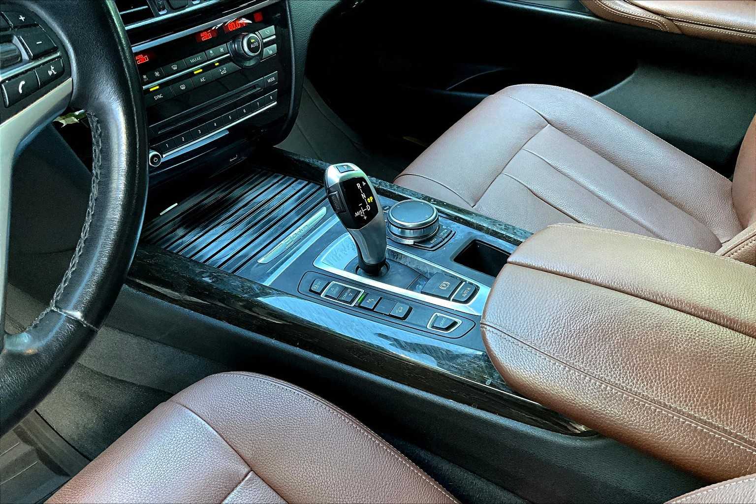 Thumbnail: 2017 BMW X5 - 17