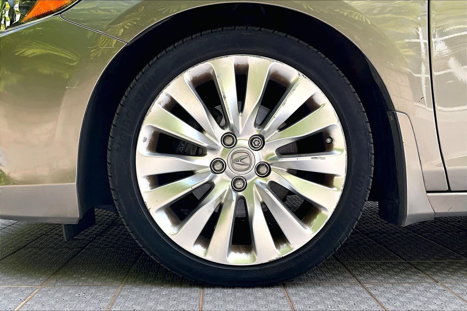 Thumbnail: 2014 Acura RLX - 9