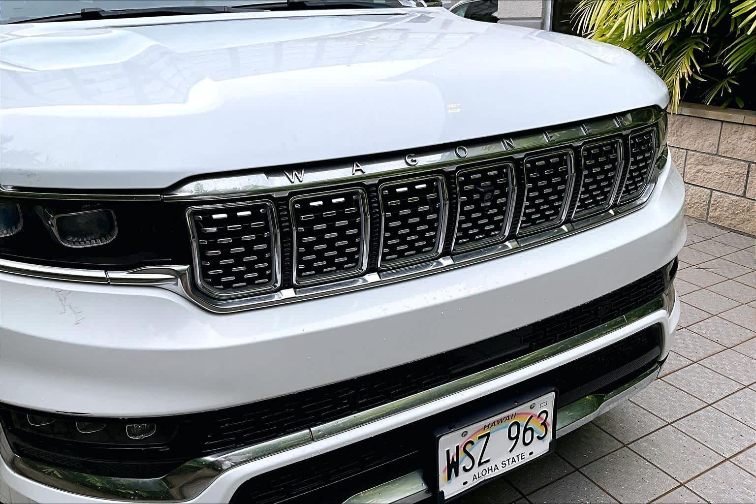 Thumbnail: 2023 Jeep Grand Wagoneer - 34