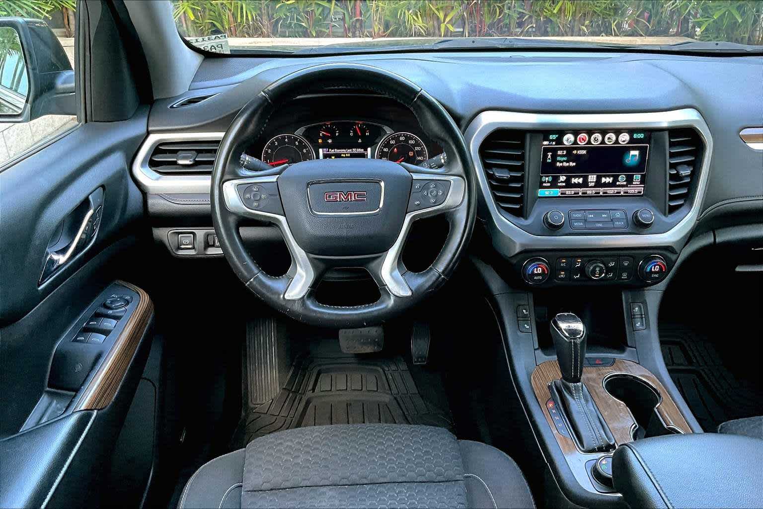Thumbnail: 2017 GMC Acadia - 15