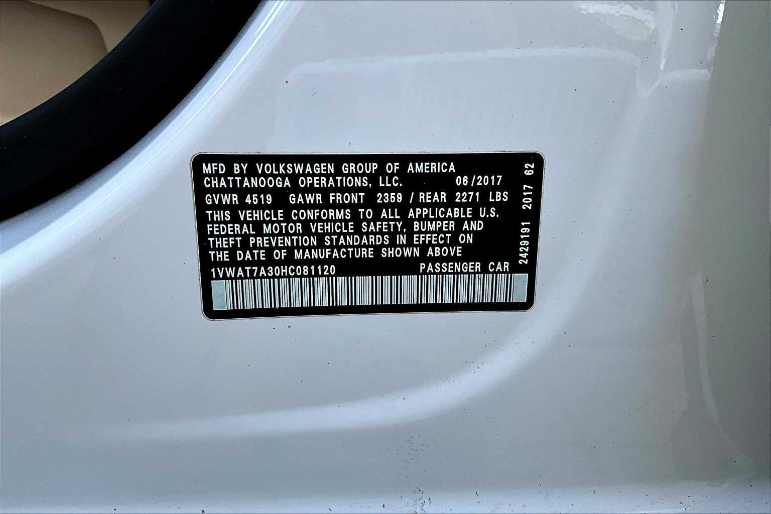 Thumbnail: 2017 Volkswagen Passat - 17