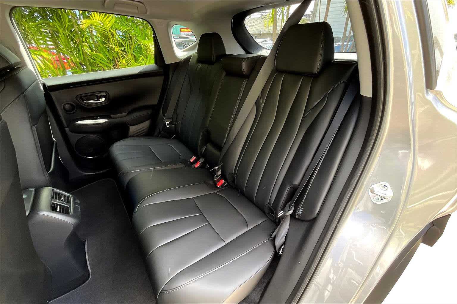 Thumbnail: 2025 Acura ADX - 14