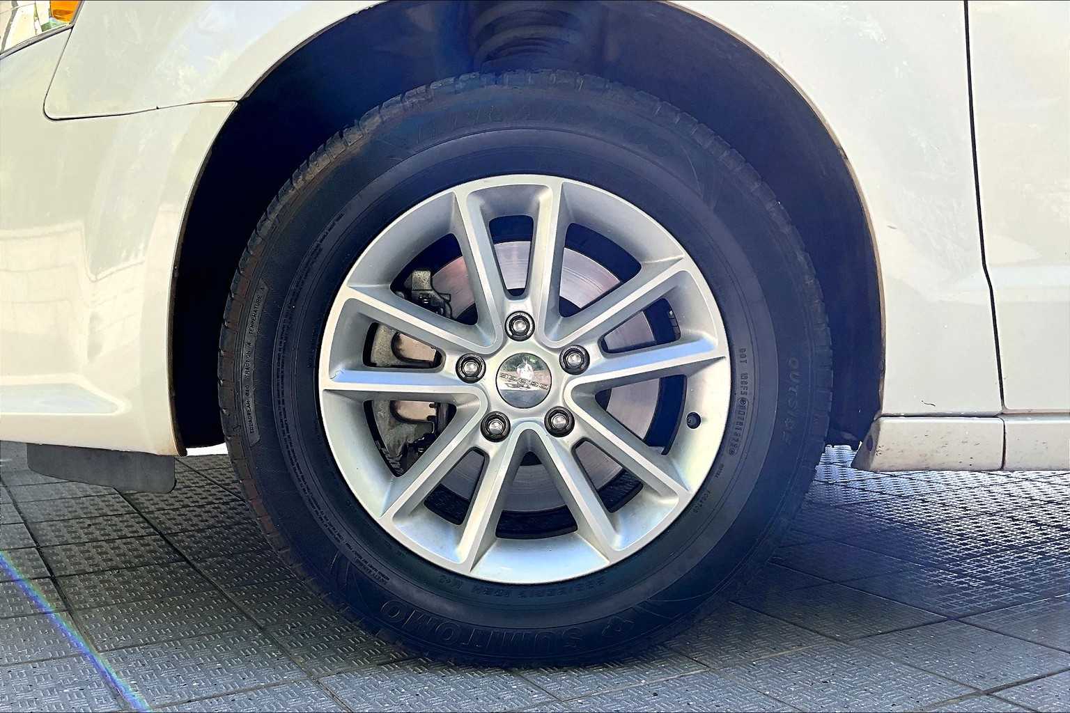 Thumbnail: 2019 Dodge Grand Caravan - 9