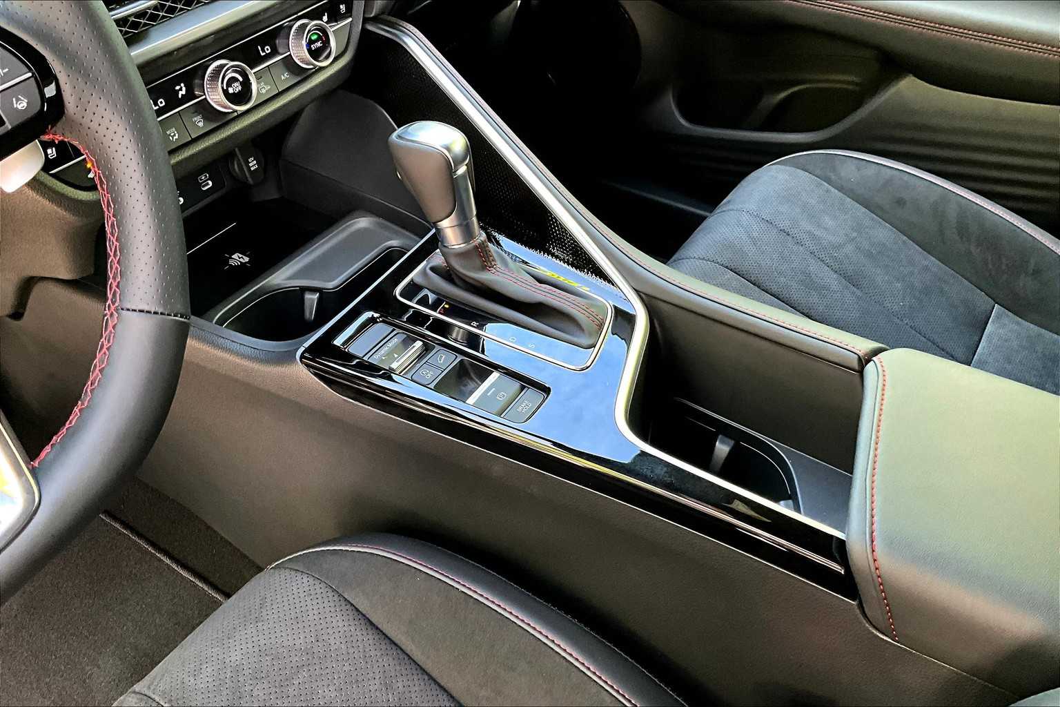 2025 Acura ADX A-SPEC 17