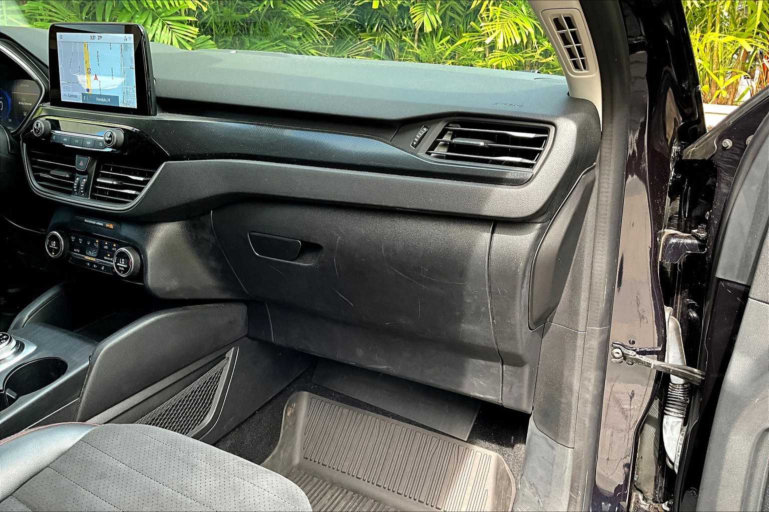 Thumbnail: 2021 Ford Escape - 24