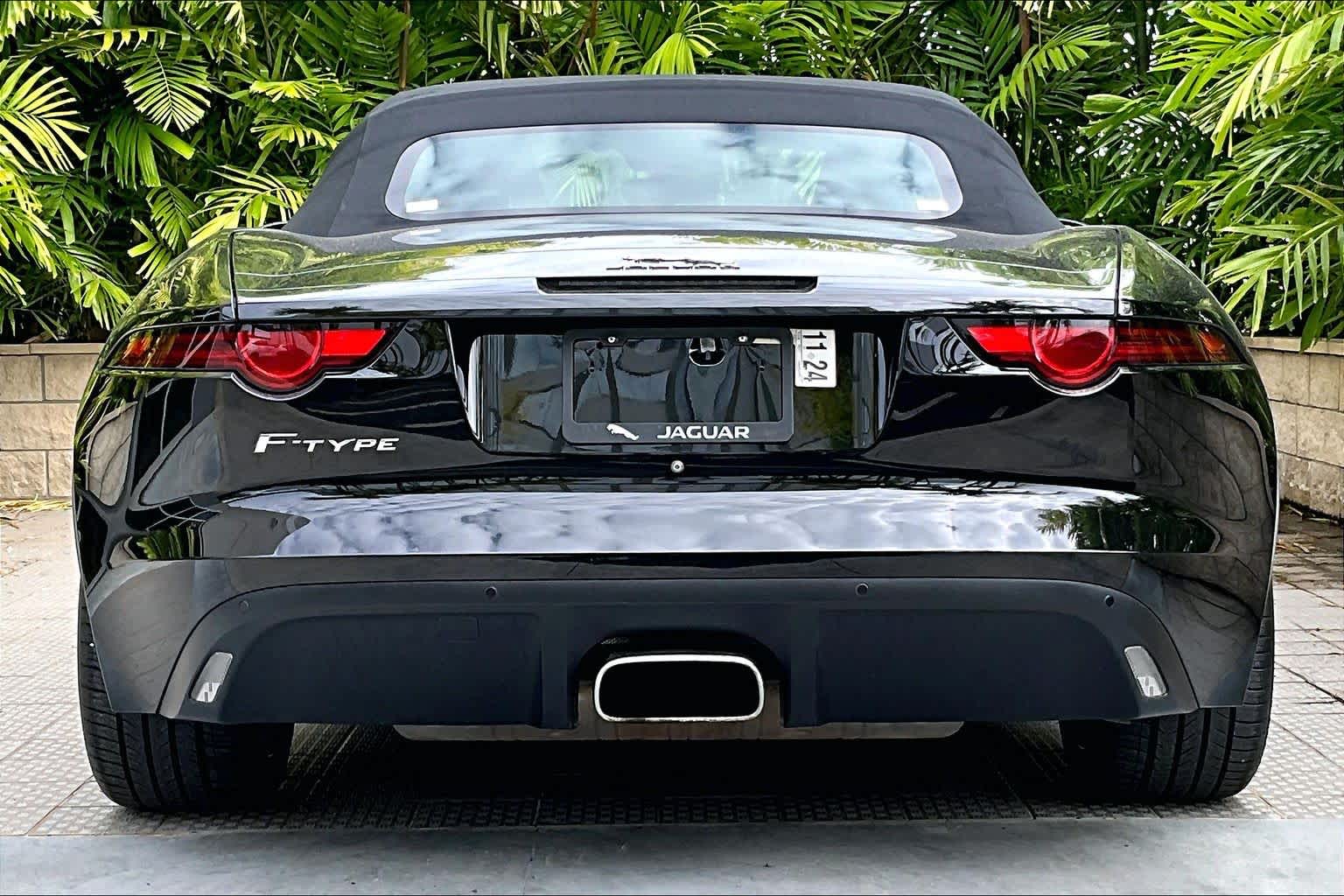 Thumbnail: 2018 Jaguar F-Type - 6