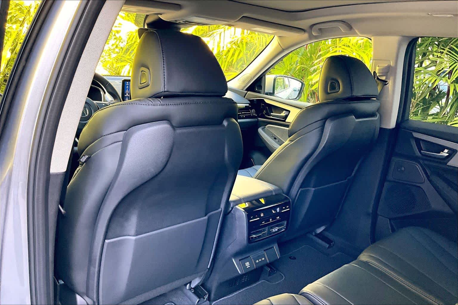 Thumbnail: 2026 Acura MDX - 13