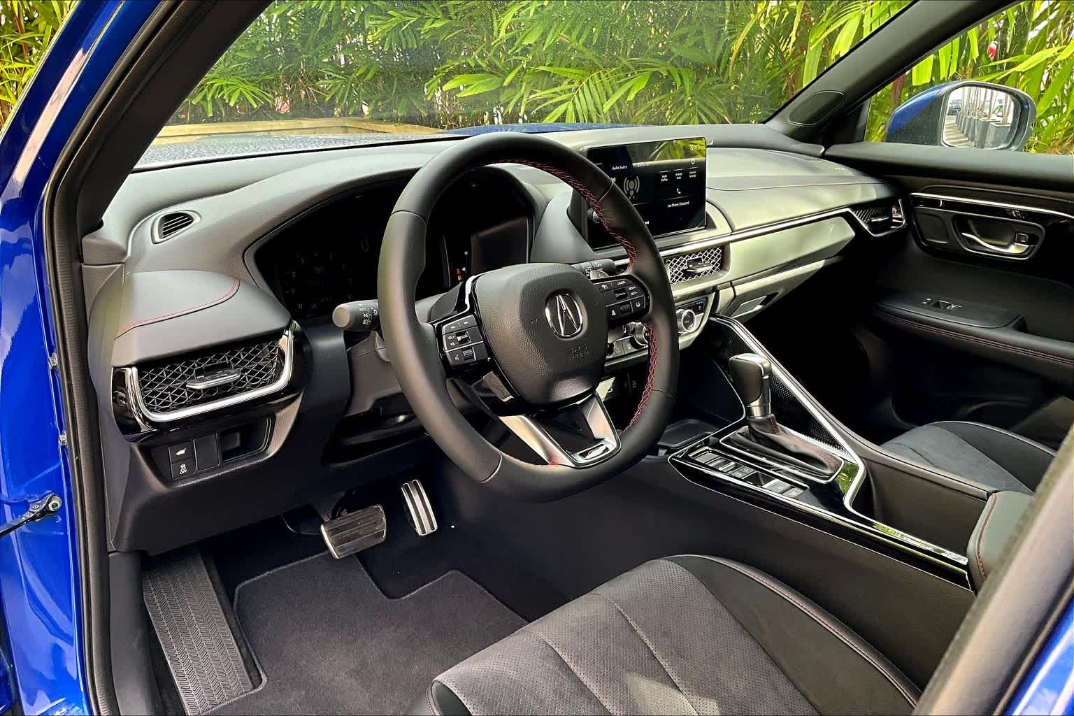 Thumbnail: 2025 Acura ADX - 3