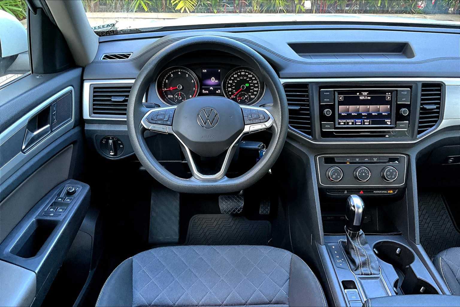 Thumbnail: 2021 Volkswagen Atlas - 15