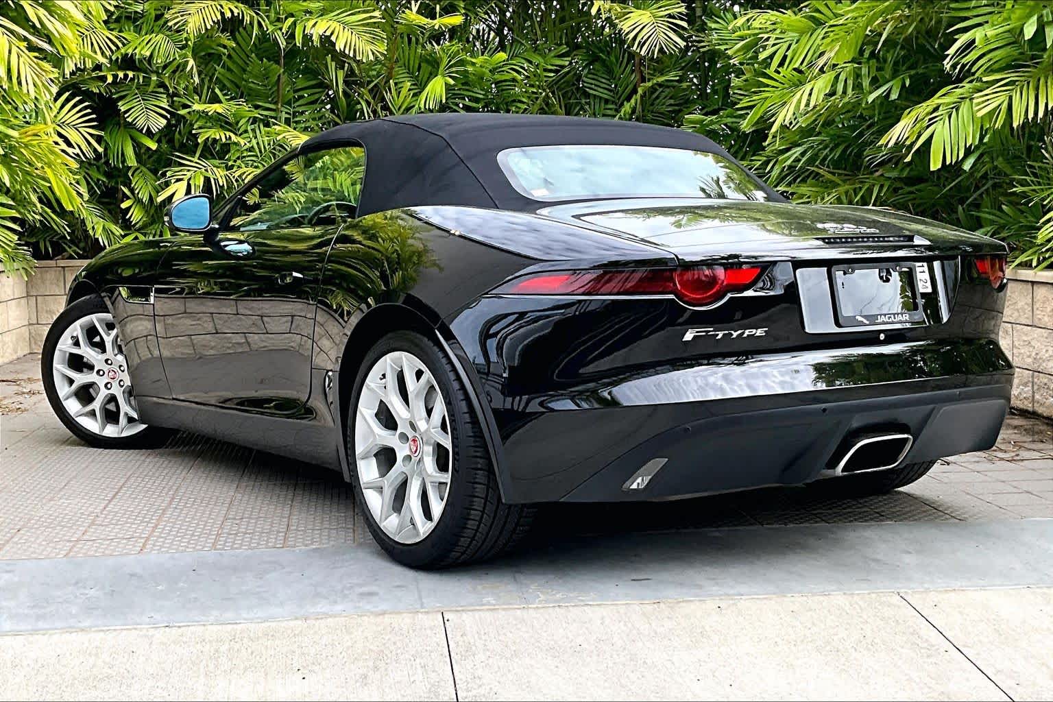 Thumbnail: 2018 Jaguar F-Type - 5