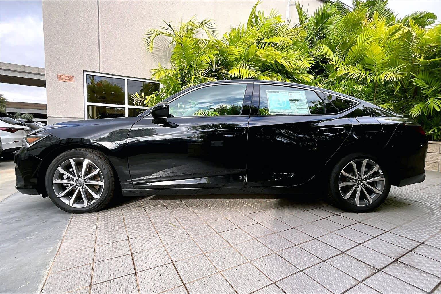 Thumbnail: 2025 Acura Integra - 4