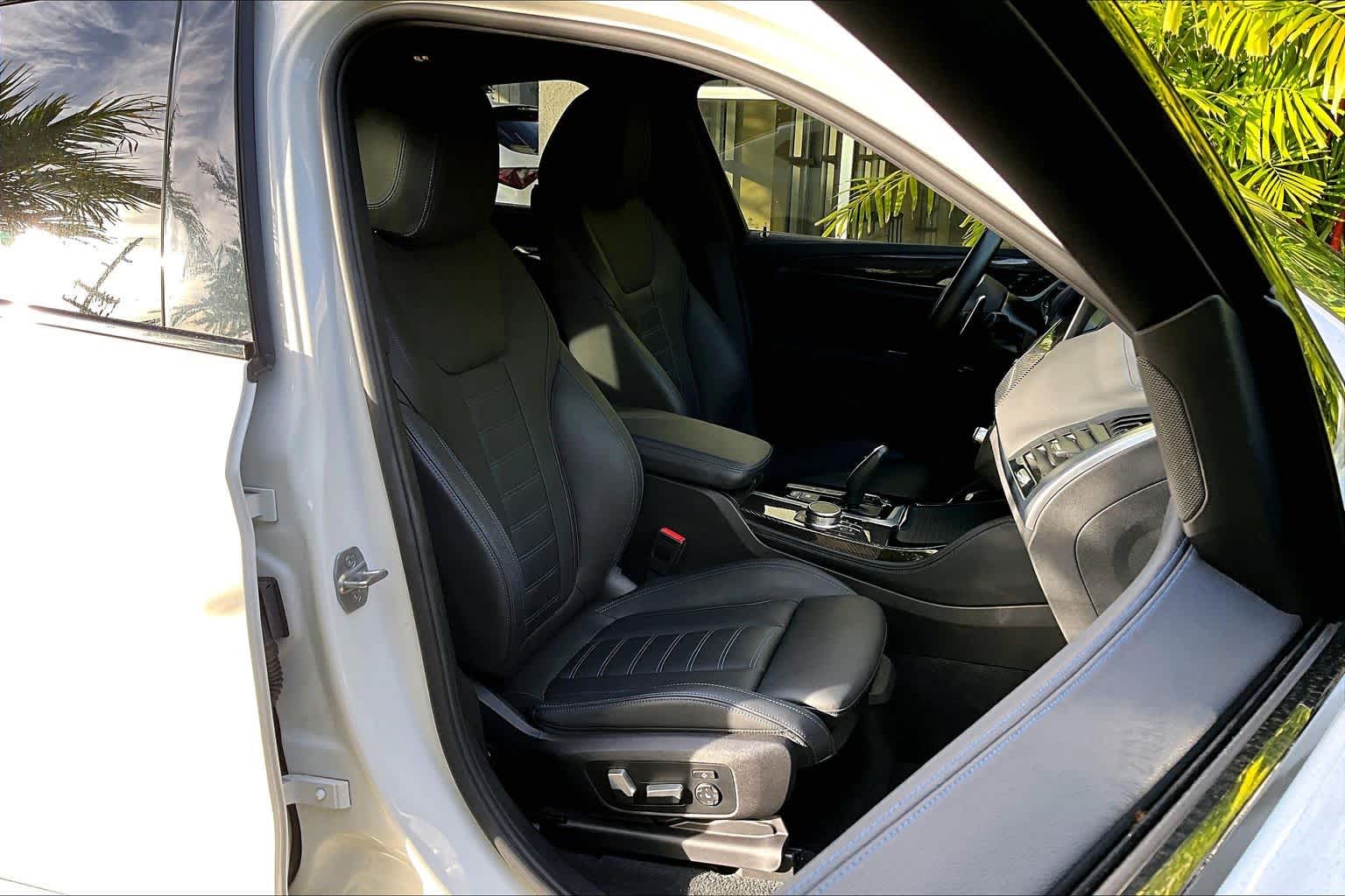 Thumbnail: 2020 BMW X4 - 13