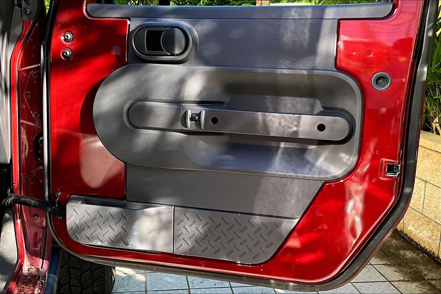 Thumbnail: 2010 Jeep Wrangler - 29