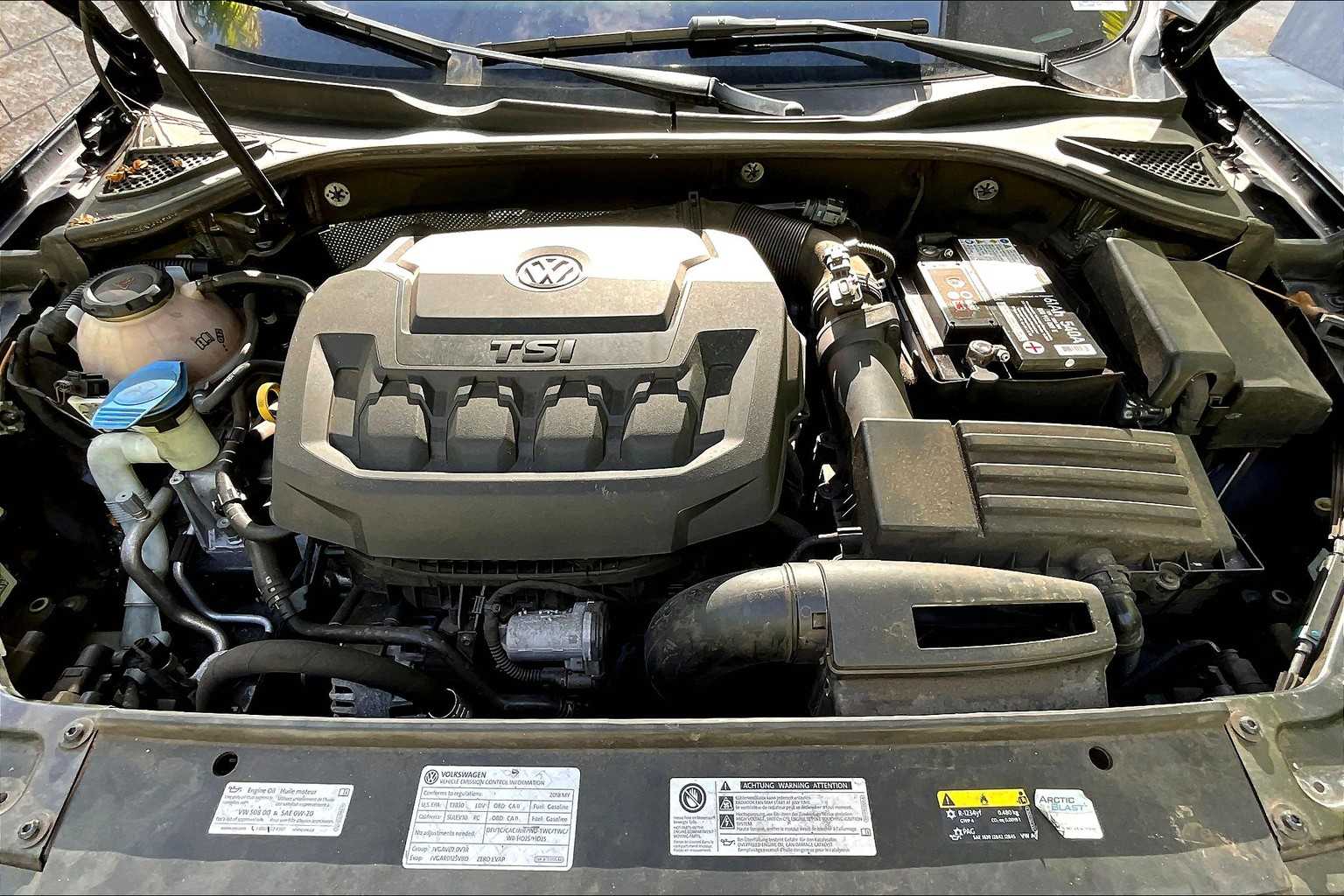 Thumbnail: 2018 Volkswagen Passat - 9