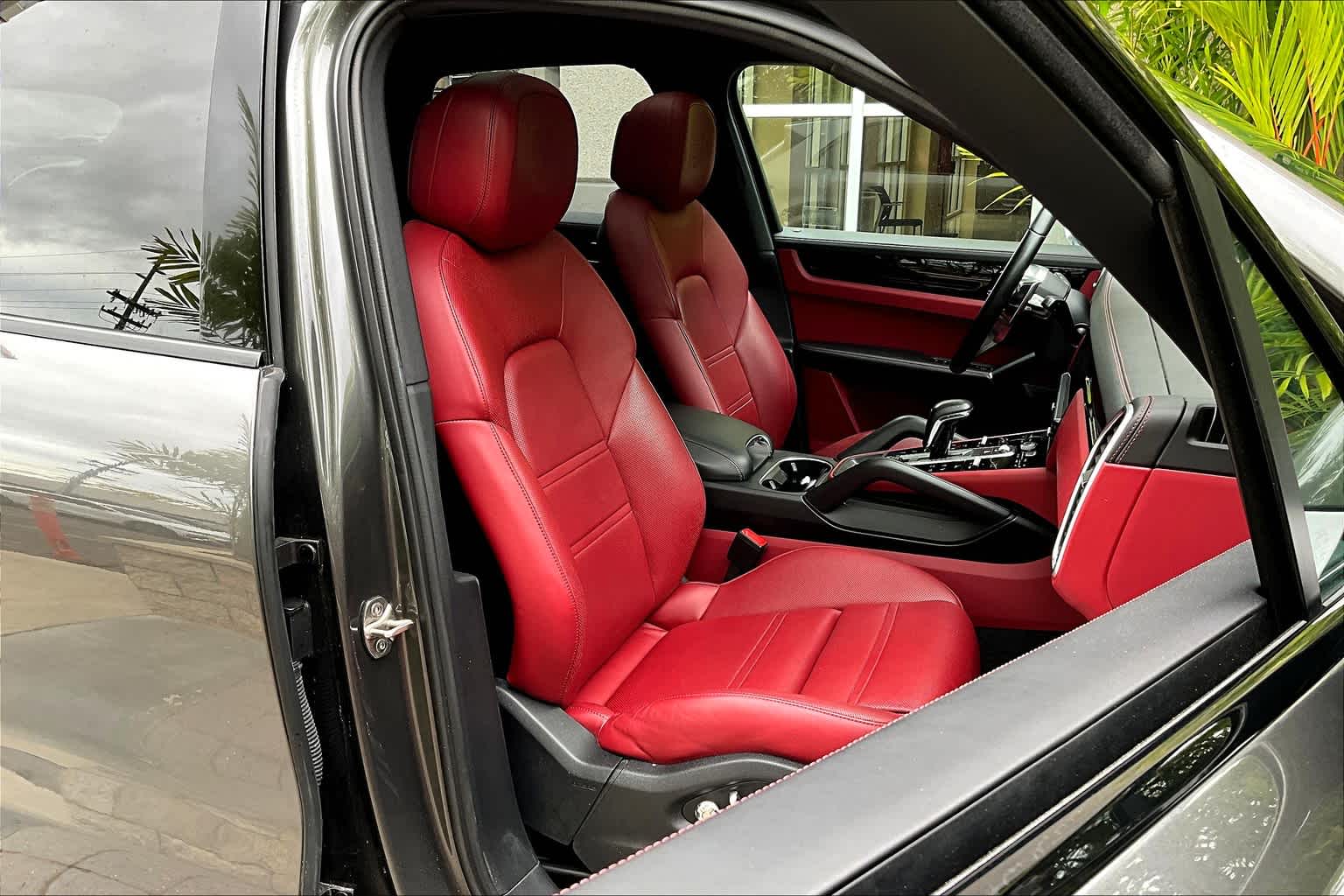 Thumbnail: 2021 Porsche Cayenne - 14