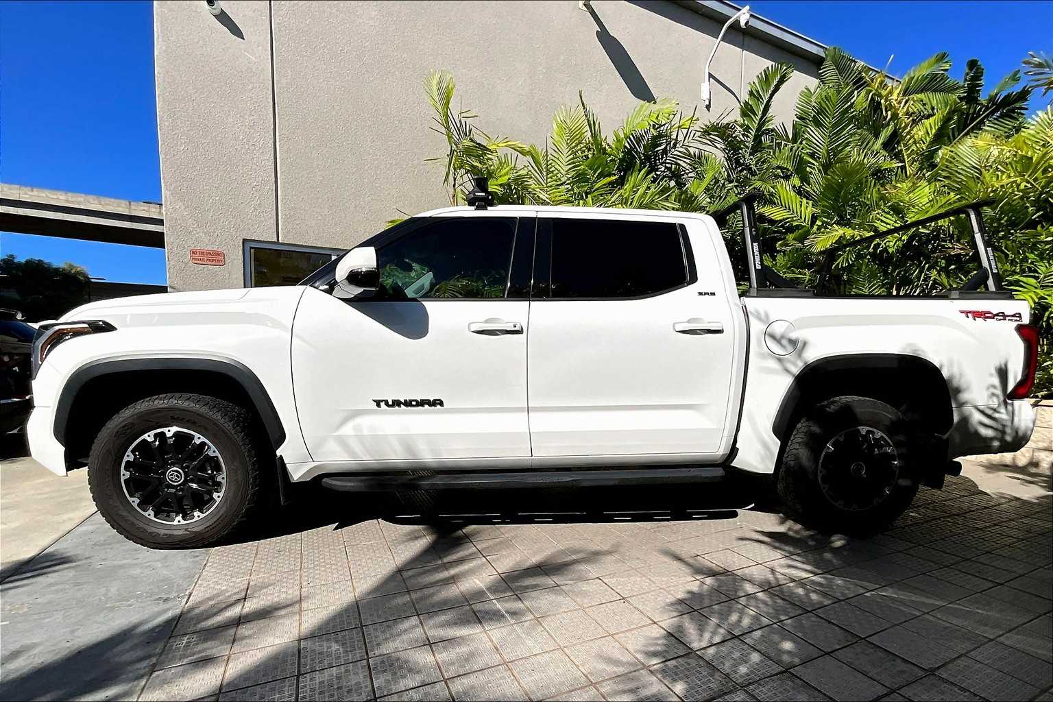 2022 Toyota Tundra SR5 photo 3