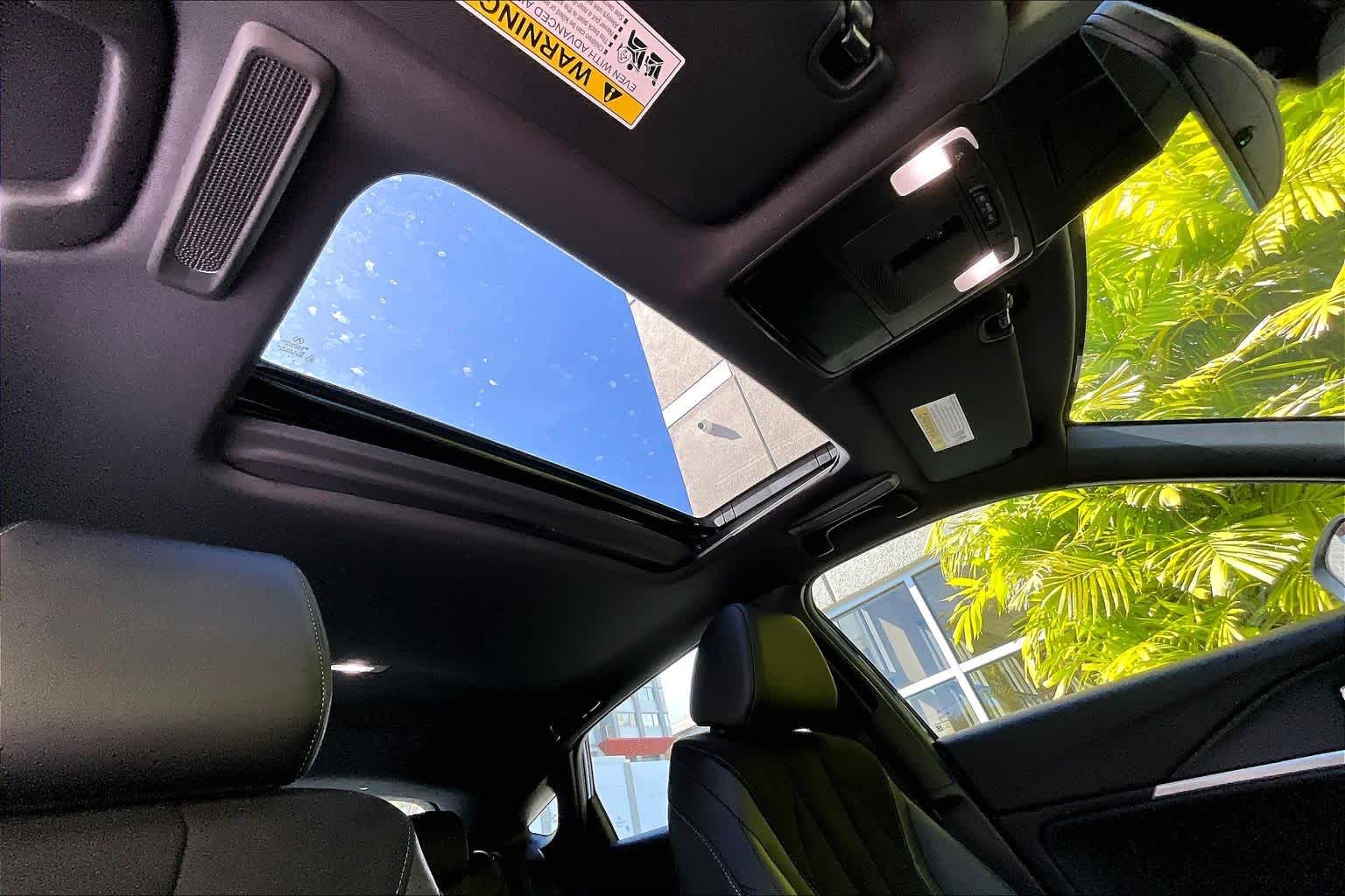 Thumbnail: 2025 Acura Integra - 31