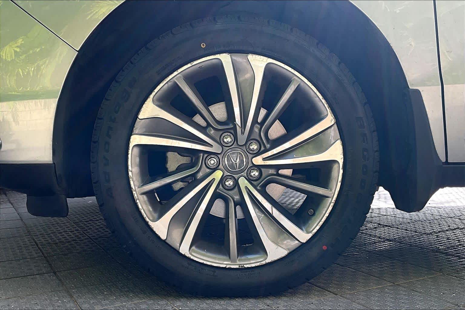 Thumbnail: 2017 Acura MDX - 9