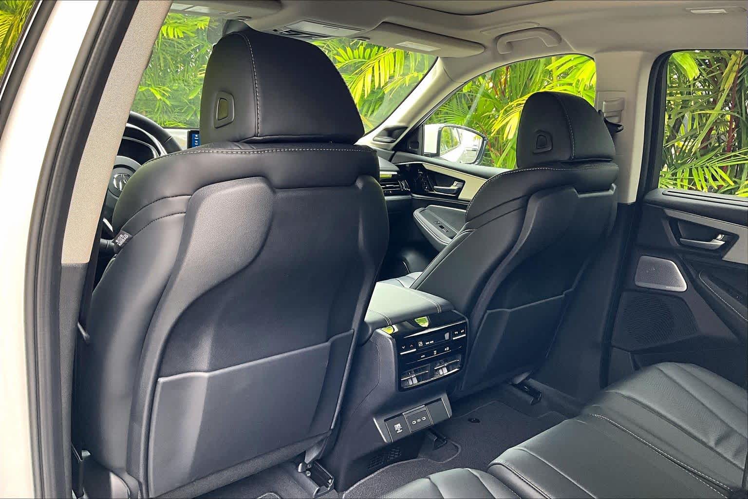 Thumbnail: 2026 Acura MDX - 12