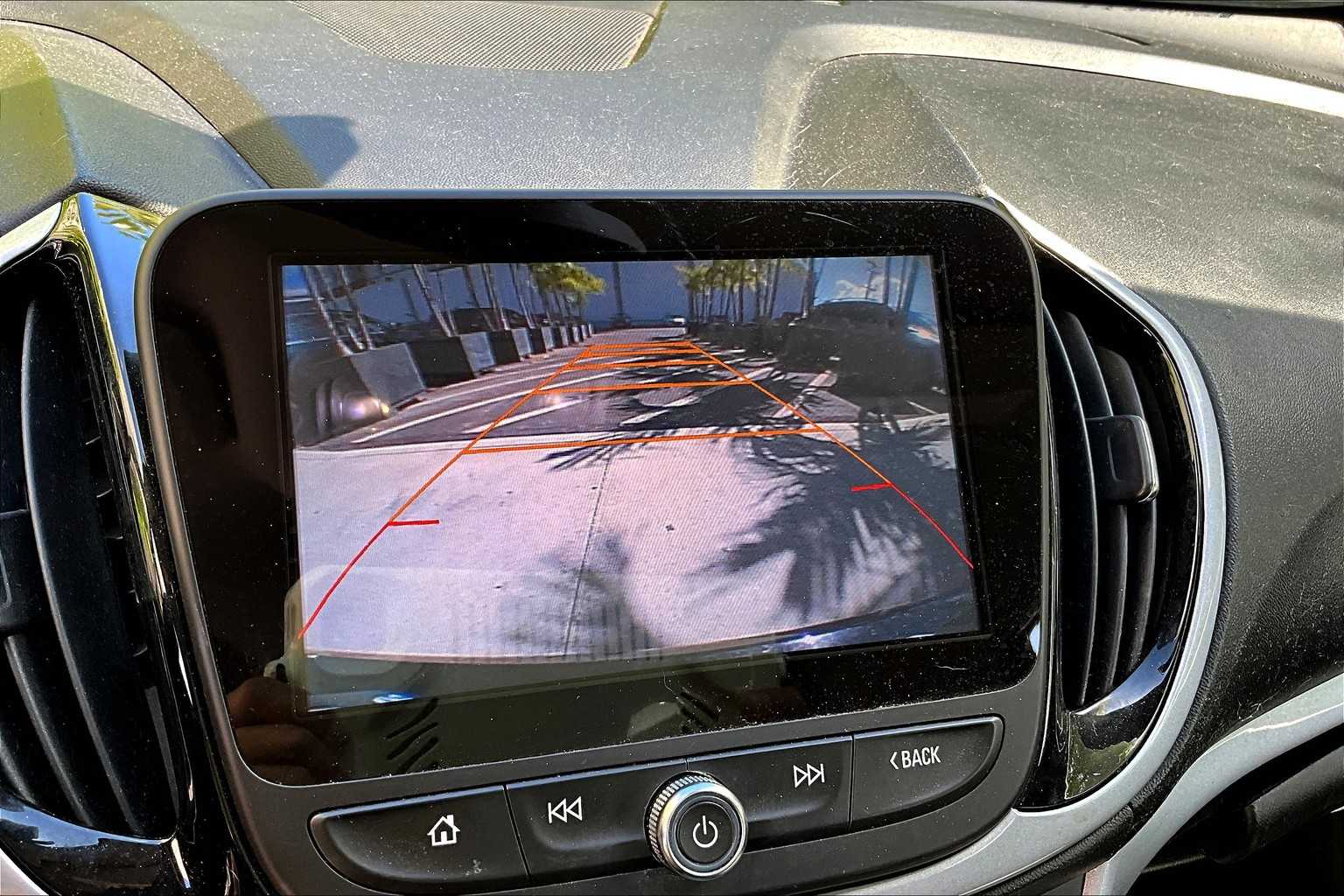 Thumbnail: 2017 Chevrolet Volt - 27