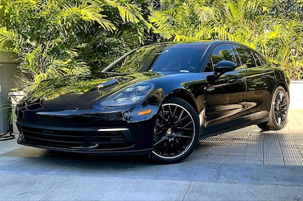 2020 Porsche Panamera E-Hybrid 4 Sedan