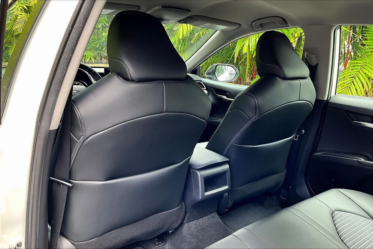 Thumbnail: 2022 Toyota Camry - 13