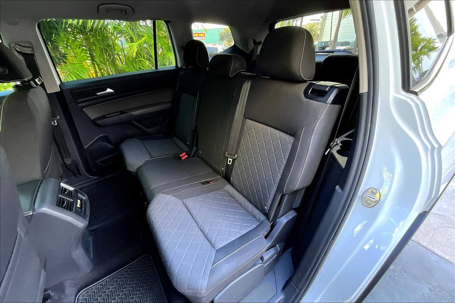 Thumbnail: 2021 Volkswagen Atlas - 30