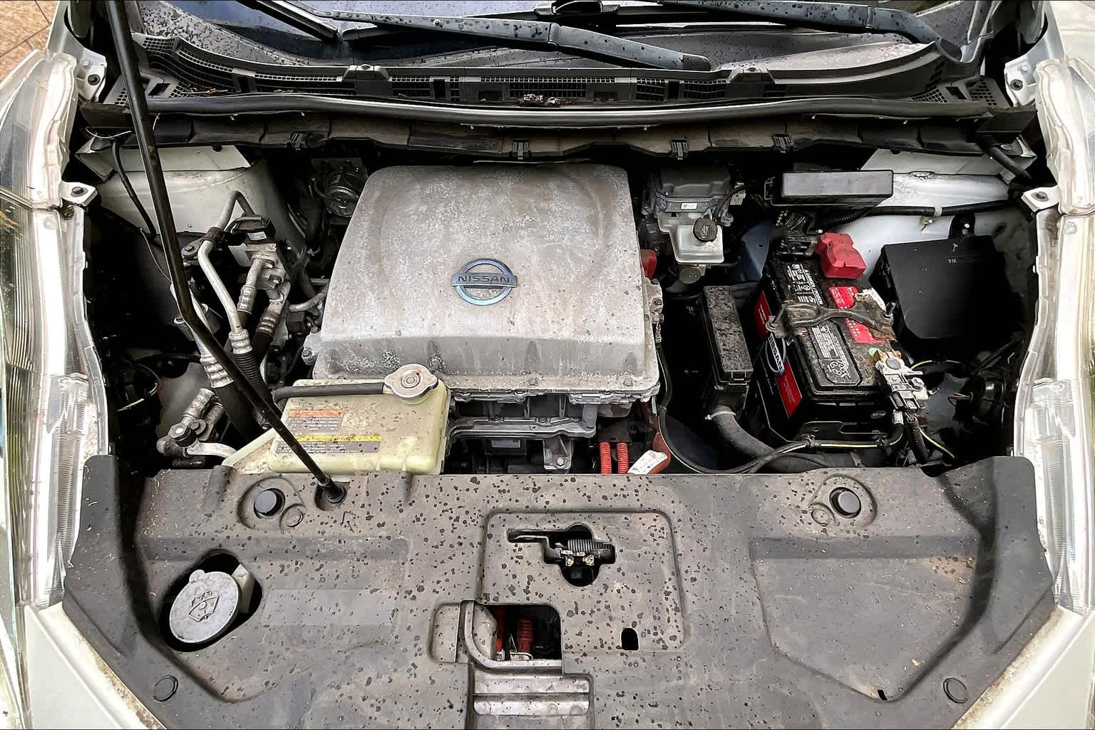 2013 Nissan Leaf SL 9