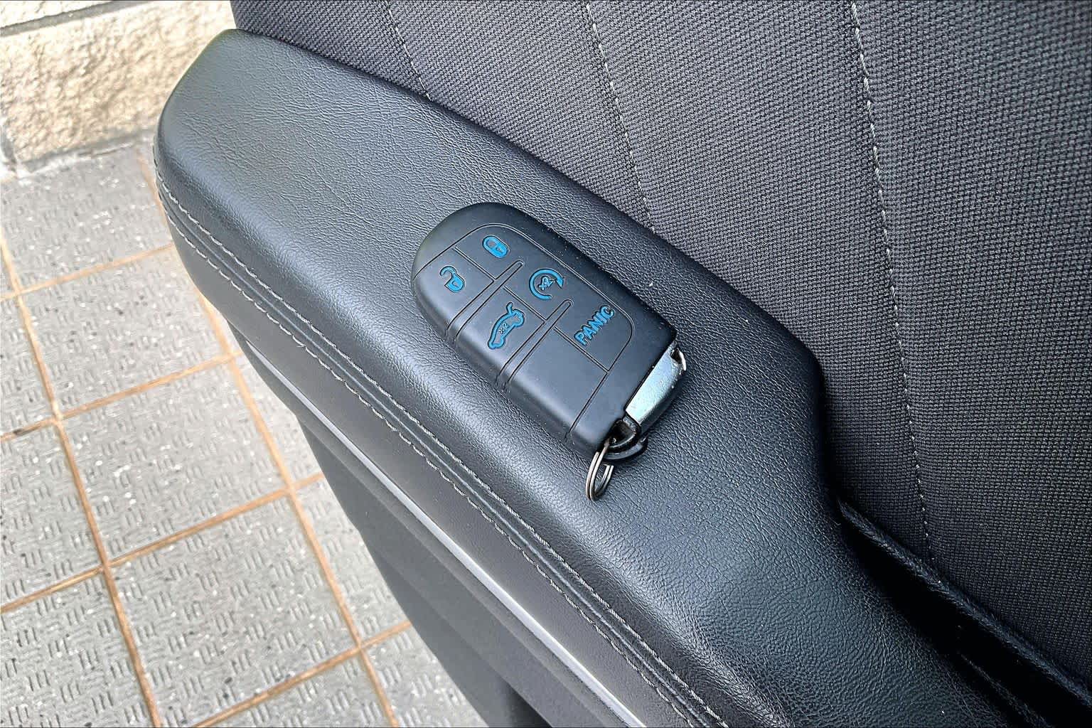 Thumbnail: 2018 Dodge Charger - 20