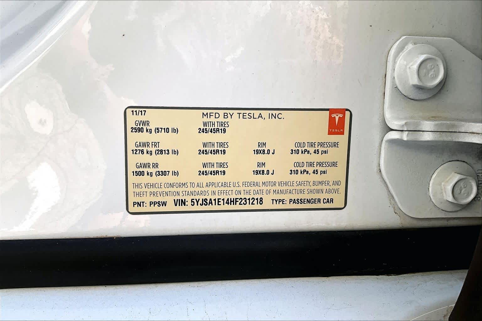 Thumbnail: 2017 Tesla Model S - 21