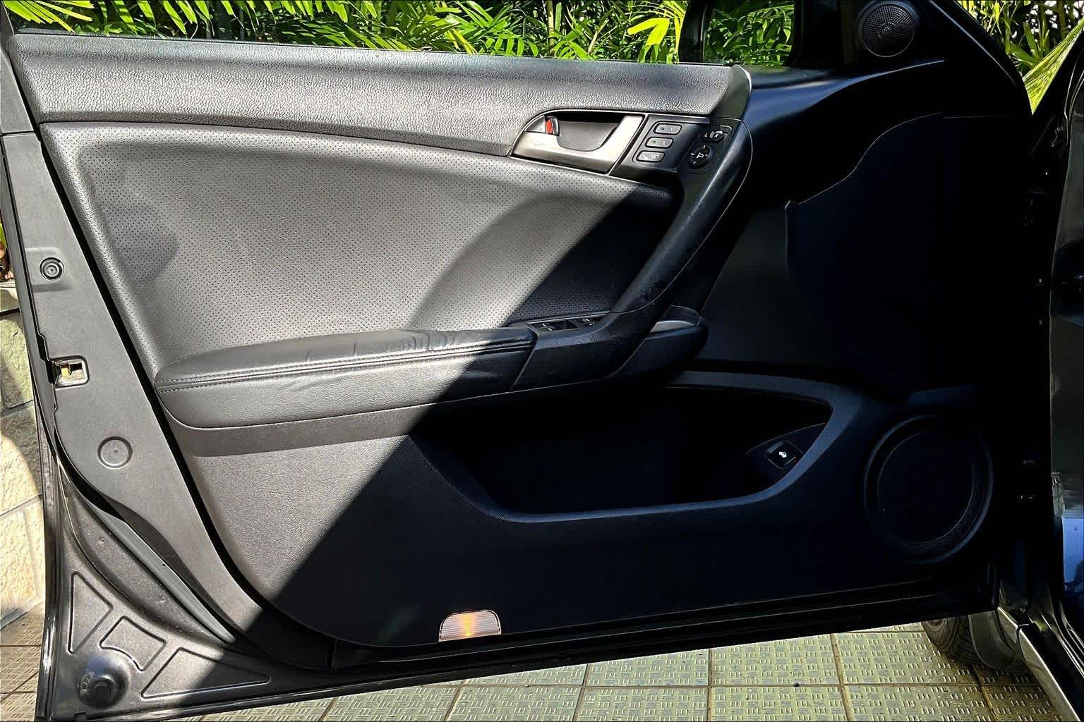 Thumbnail: 2010 Acura TSX - 28