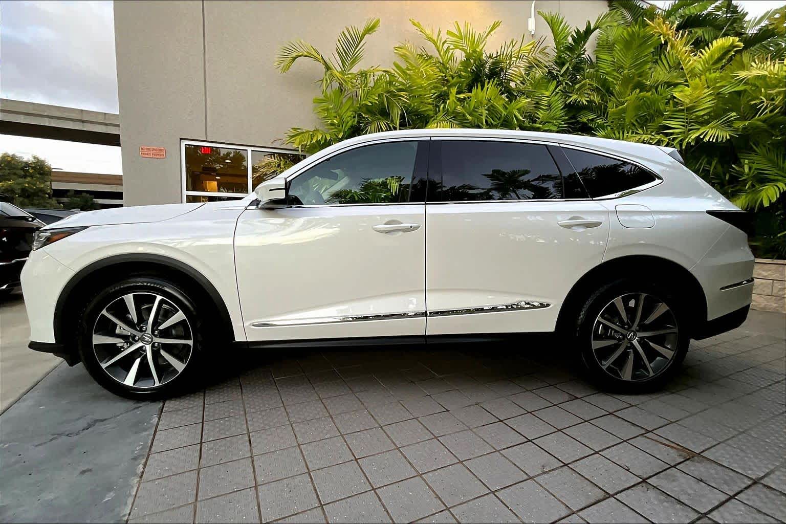 Thumbnail: 2026 Acura MDX - 4