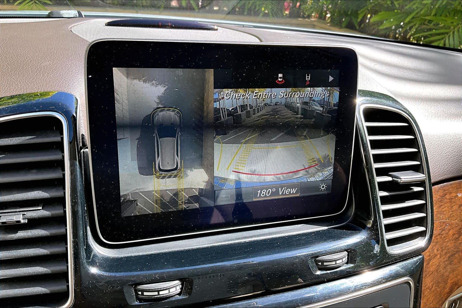 Thumbnail: 2017 Mercedes-Benz GLE - 27