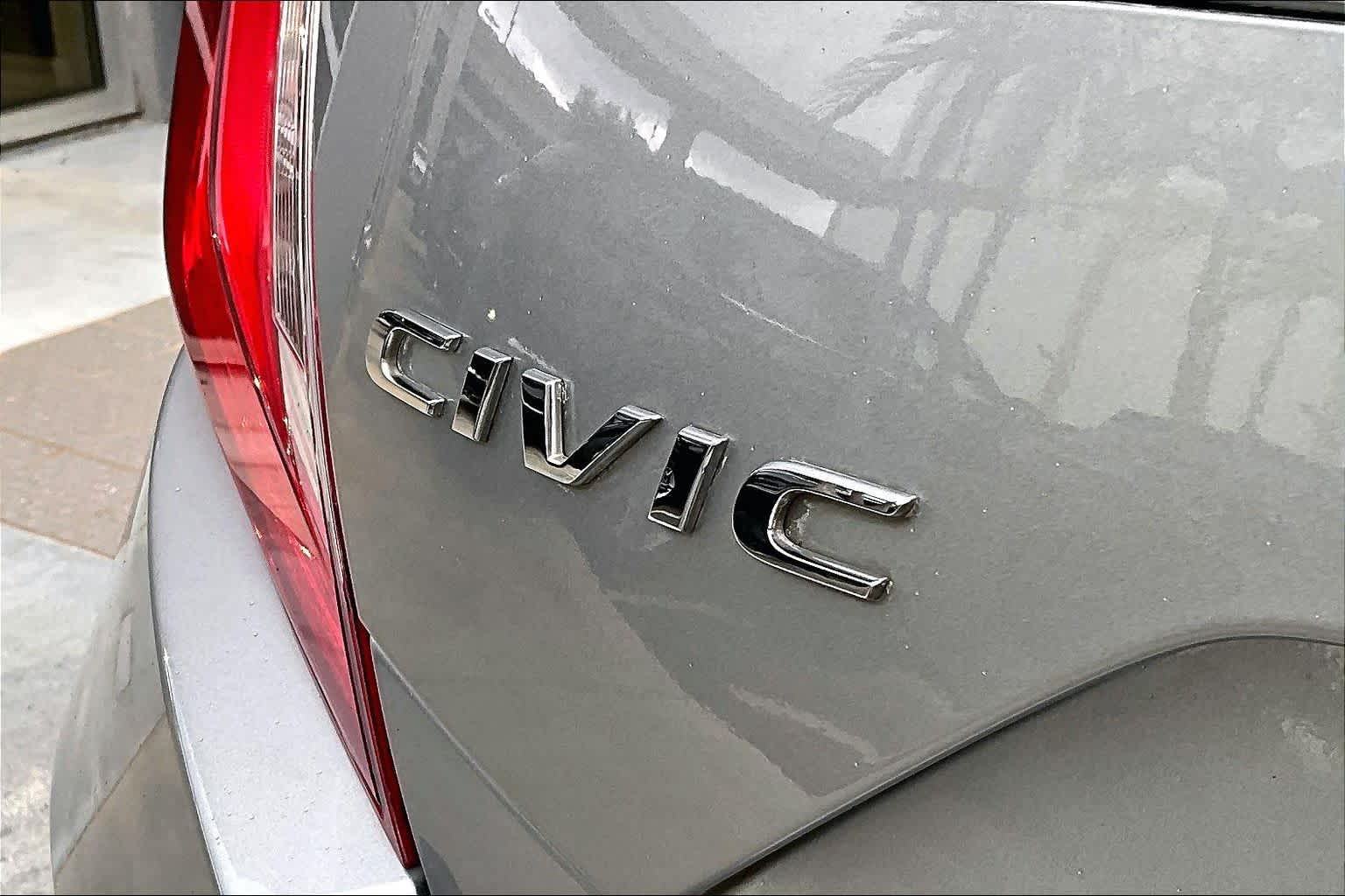 Thumbnail: 2017 Honda Civic - 8