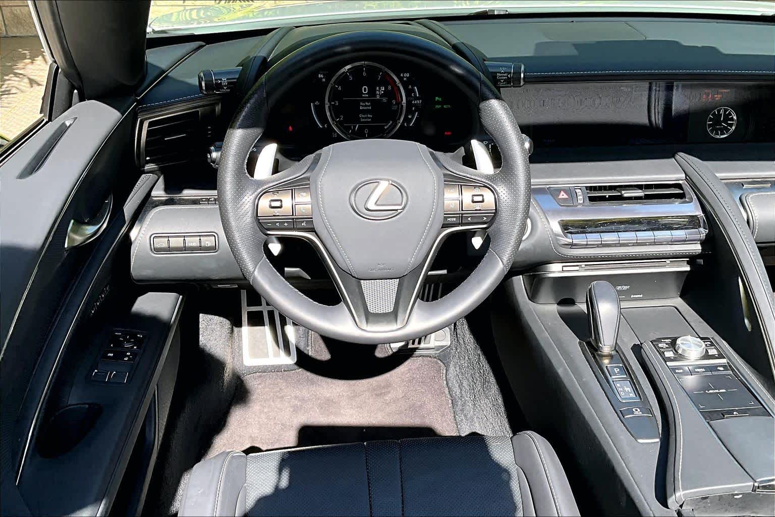 Thumbnail: 2023 Lexus LC - 14