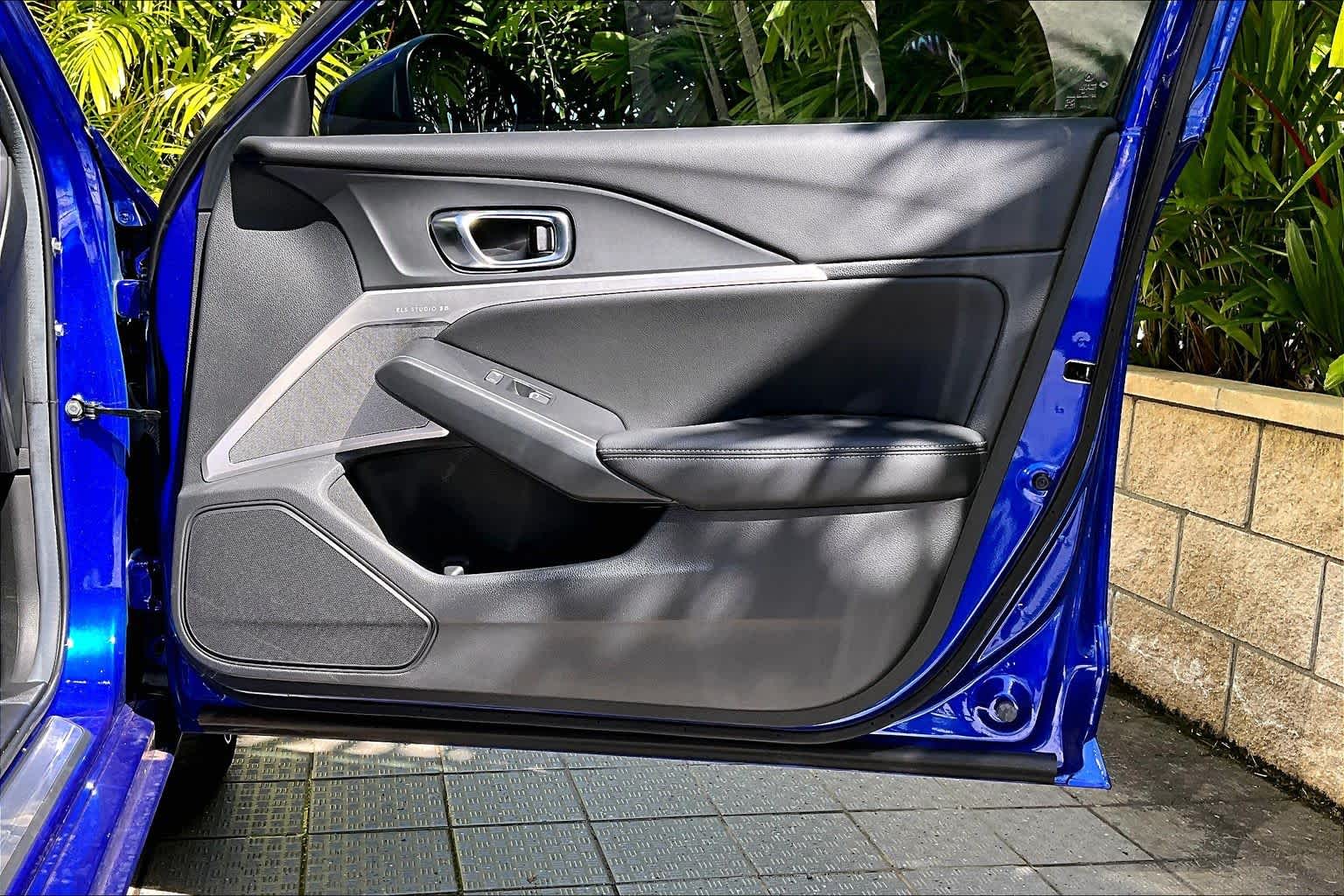 Thumbnail: 2025 Acura Integra - 29