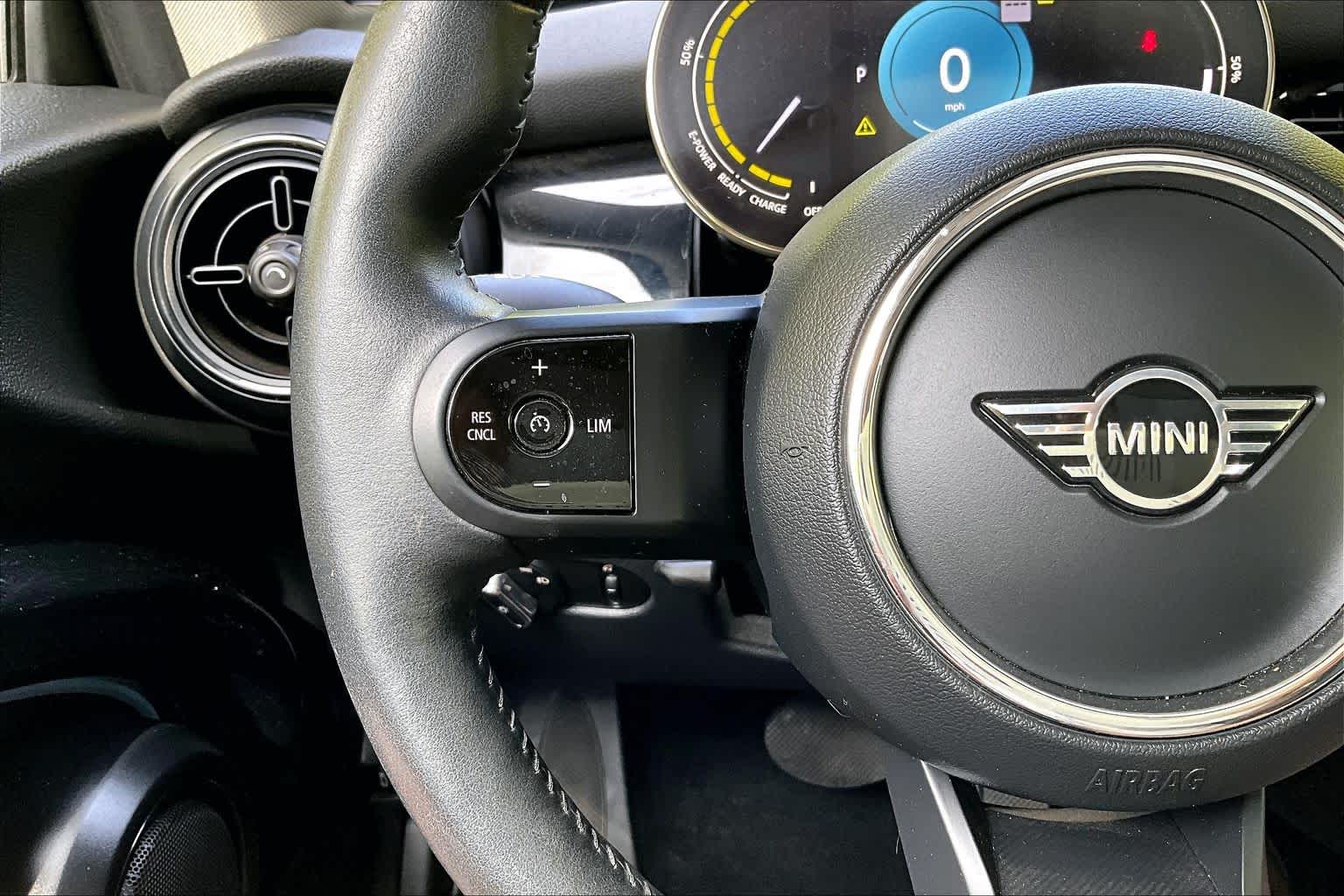 Thumbnail: 2024 MINI Cooper Hardtop - 24