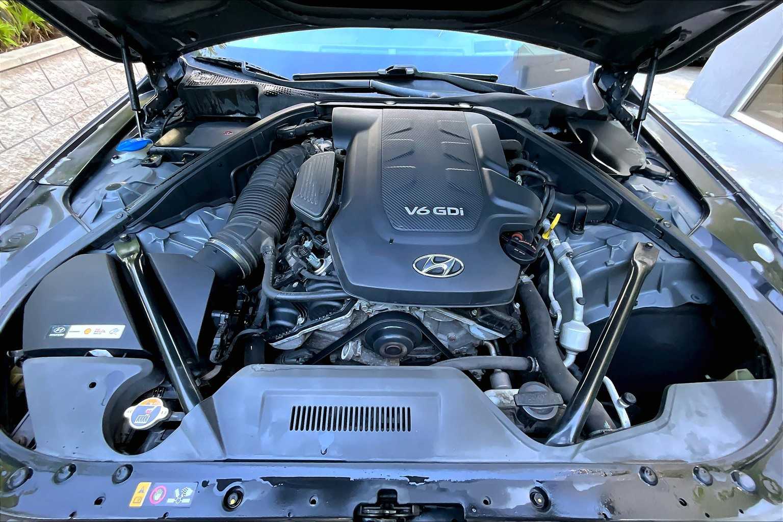Thumbnail: 2016 Hyundai Genesis - 10