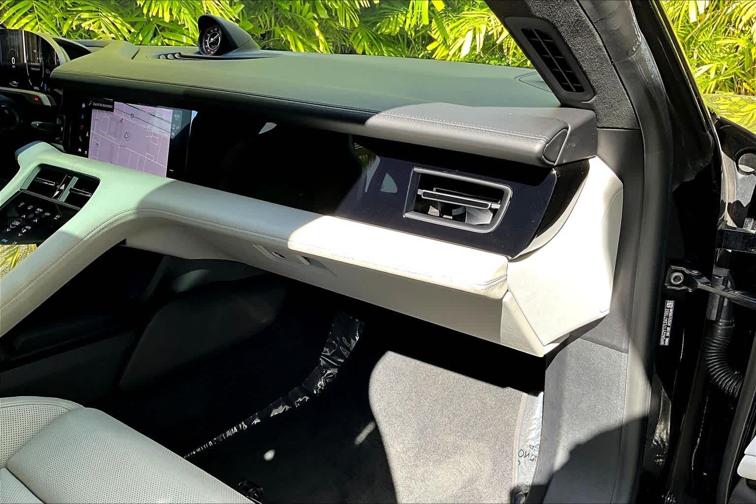 Thumbnail: 2020 Porsche Taycan - 24