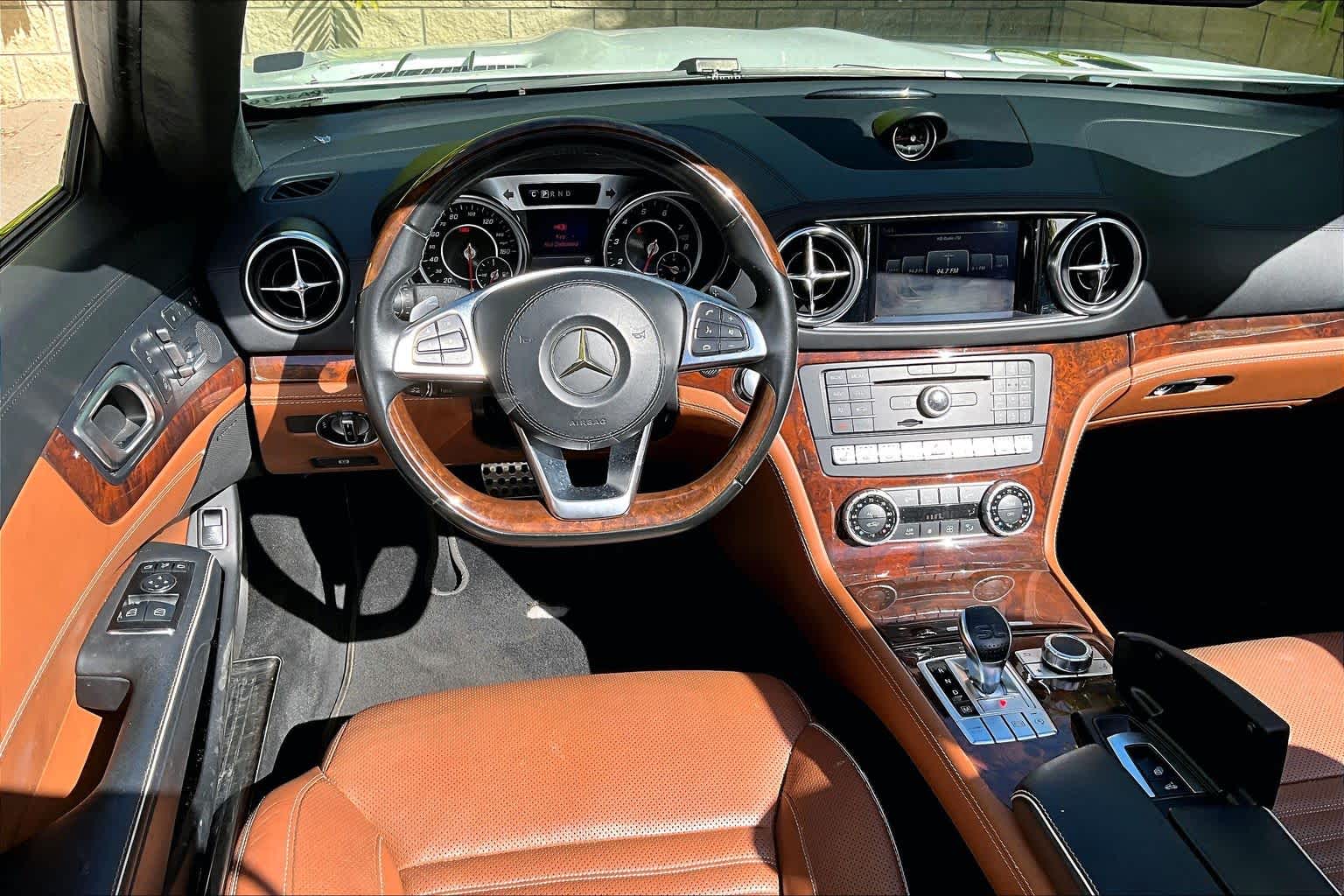 Thumbnail: 2017 Mercedes-Benz SL-Class - 14