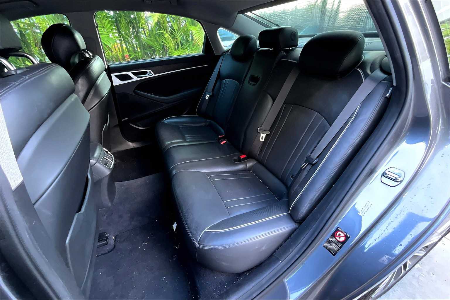 Thumbnail: 2016 Hyundai Genesis - 30