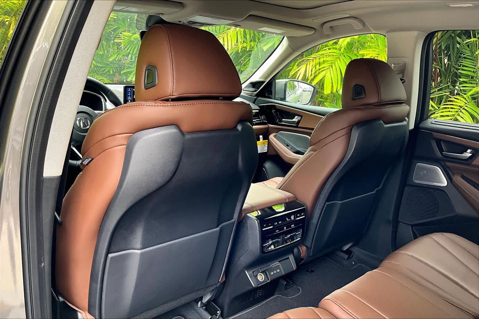 Thumbnail: 2026 Acura MDX - 13