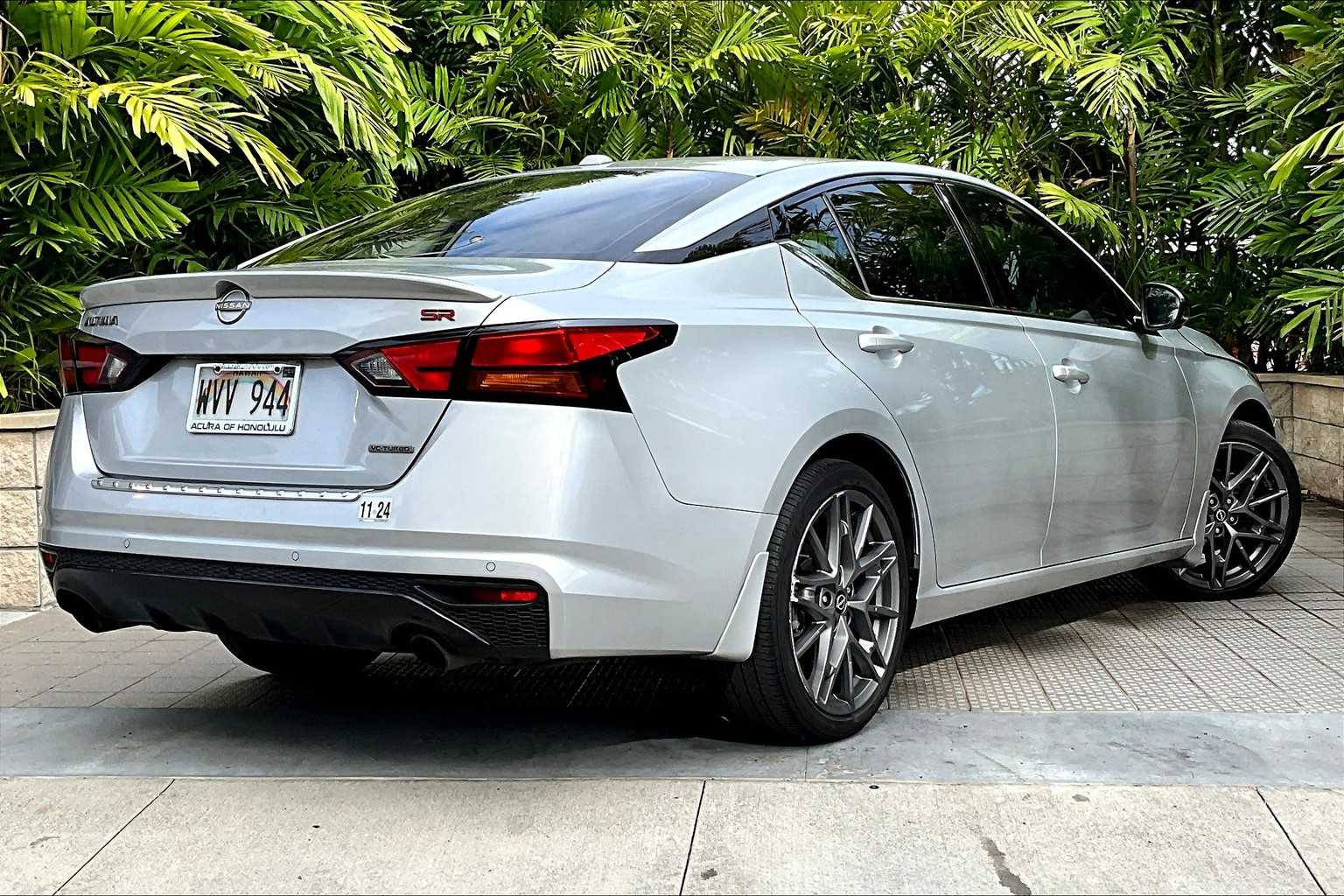 Thumbnail: 2023 Nissan Altima - 23