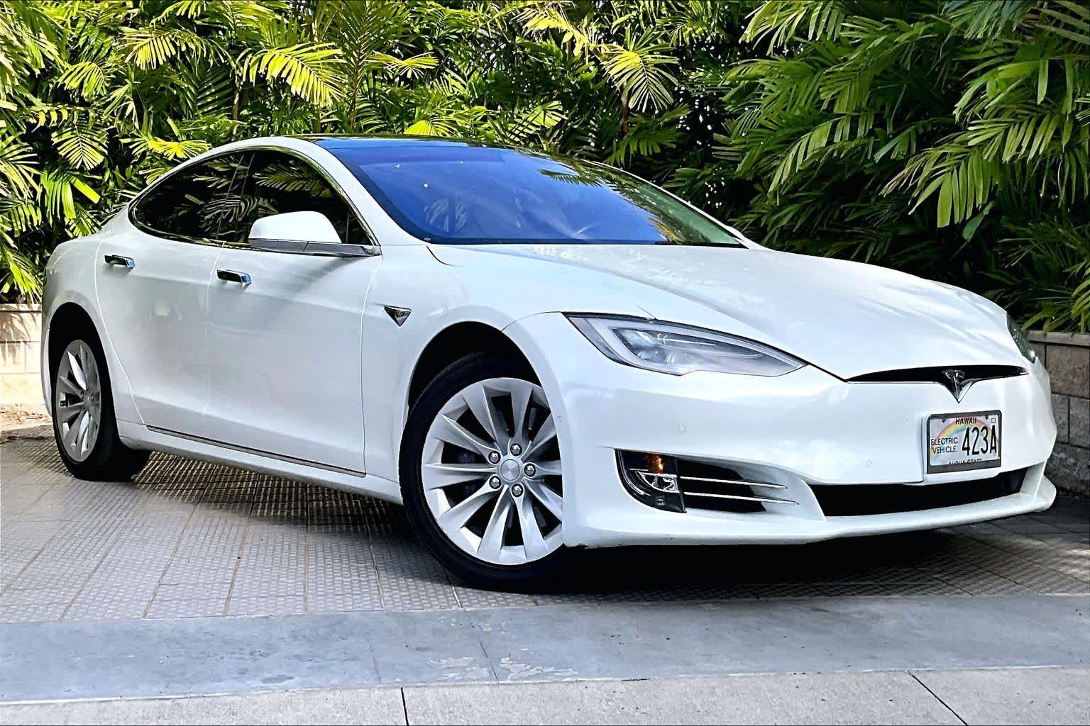Thumbnail: 2017 Tesla Model S - 22